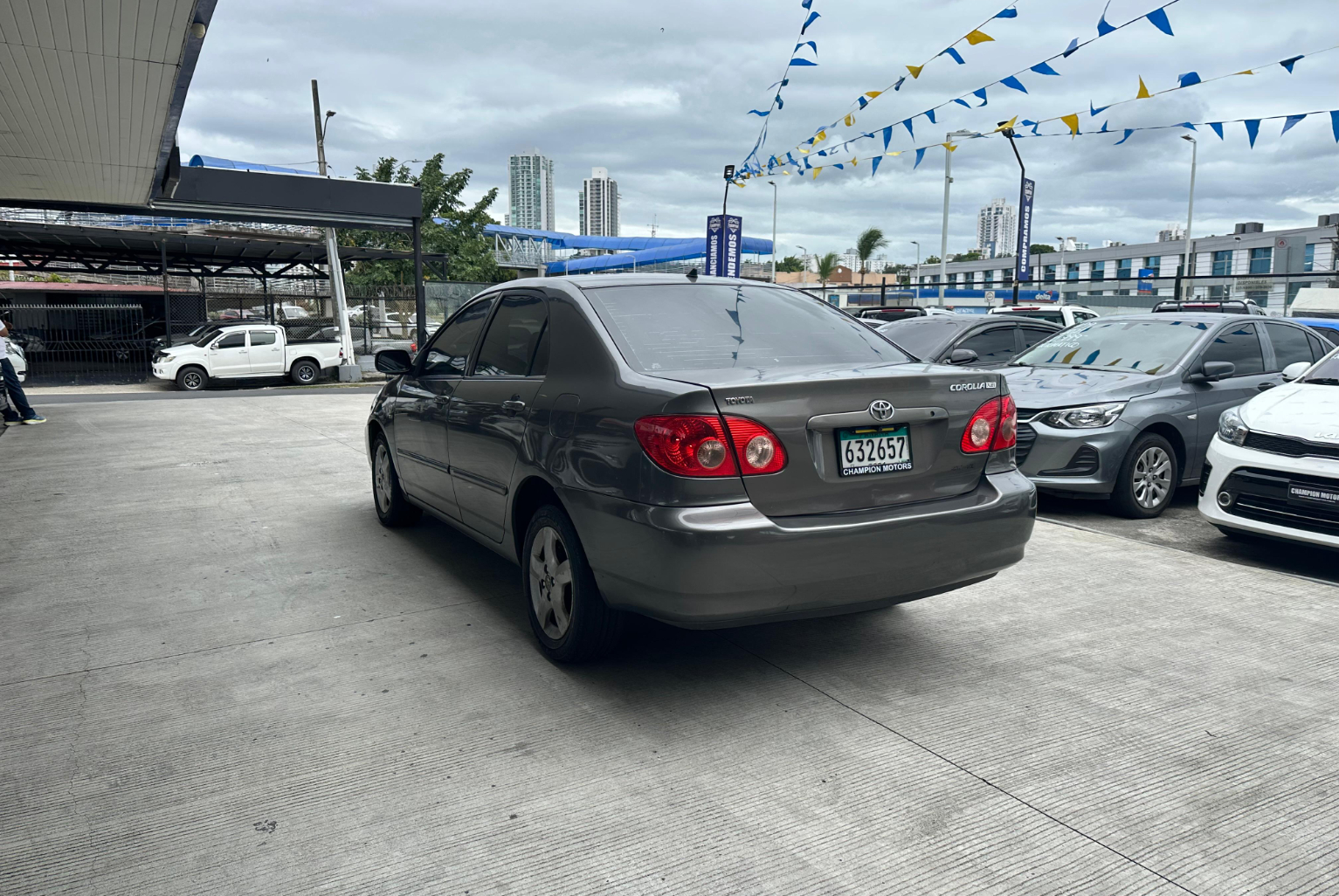 Toyota Corolla 2005 Automático color Gris, Imagen #6