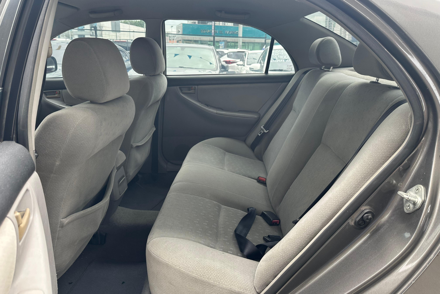 Toyota Corolla 2005 Automático color Gris, Imagen #10