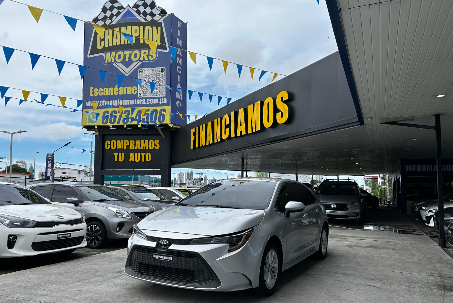 Toyota Corolla 2022 Automático color Plateado, Imagen #1