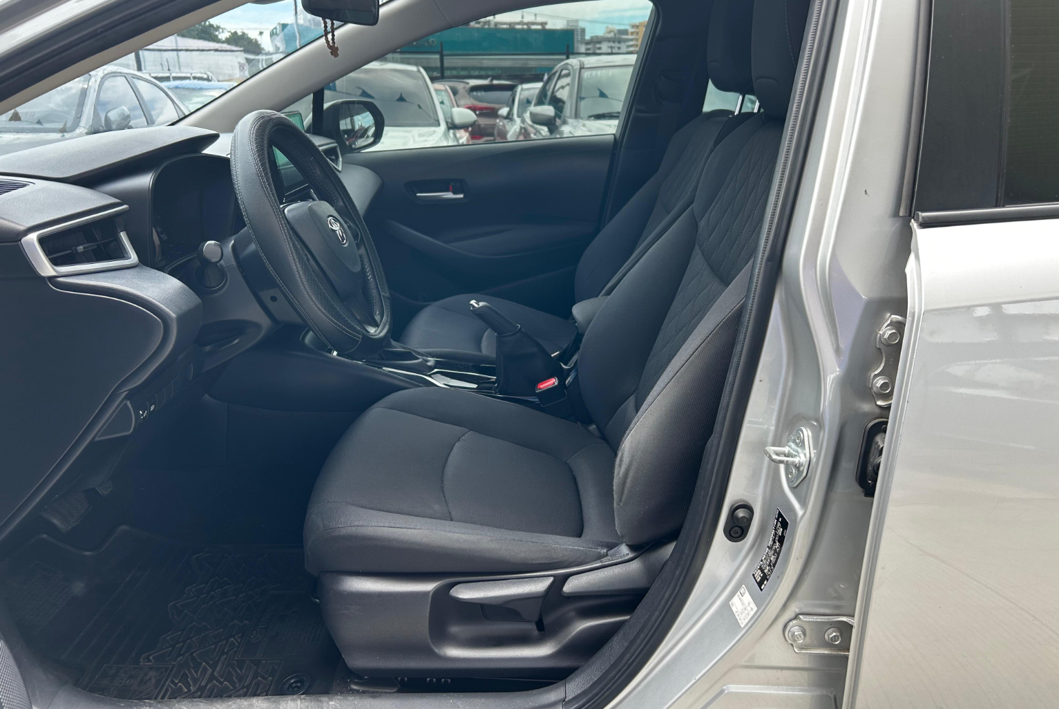 Toyota Corolla 2022 Automático color Plateado, Imagen #8