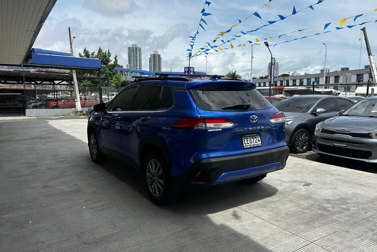 Toyota Corolla Cross 2023 Automático color Azul, Imagen #6