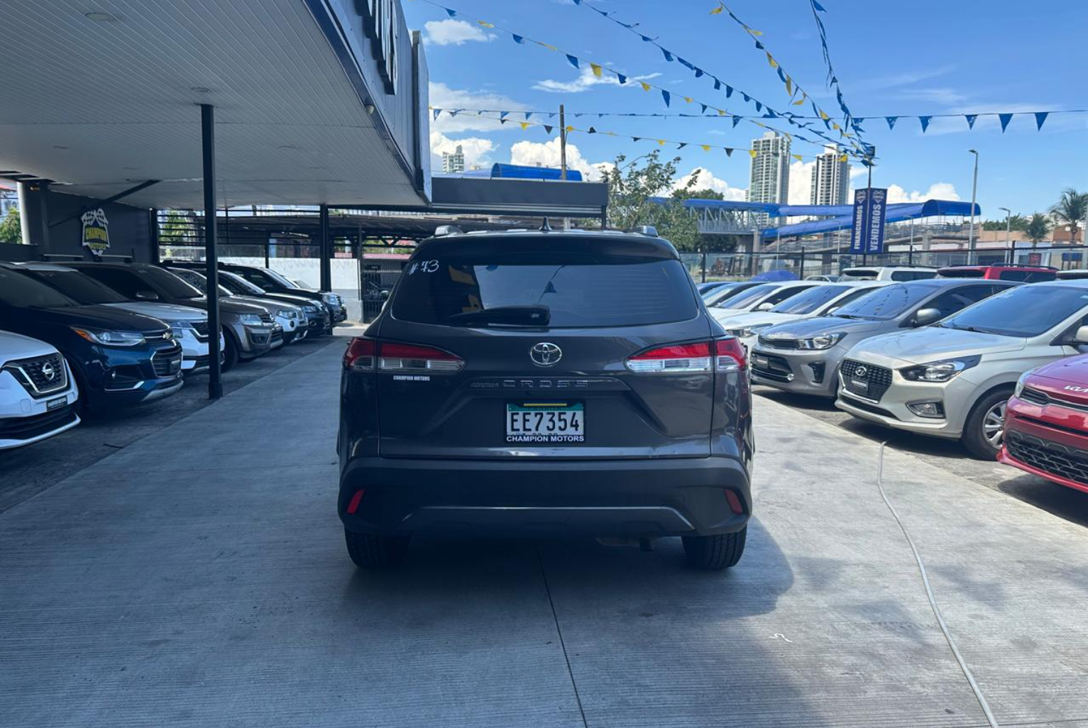 Toyota Corolla Cross 2023 Automático color Gris, Imagen #5