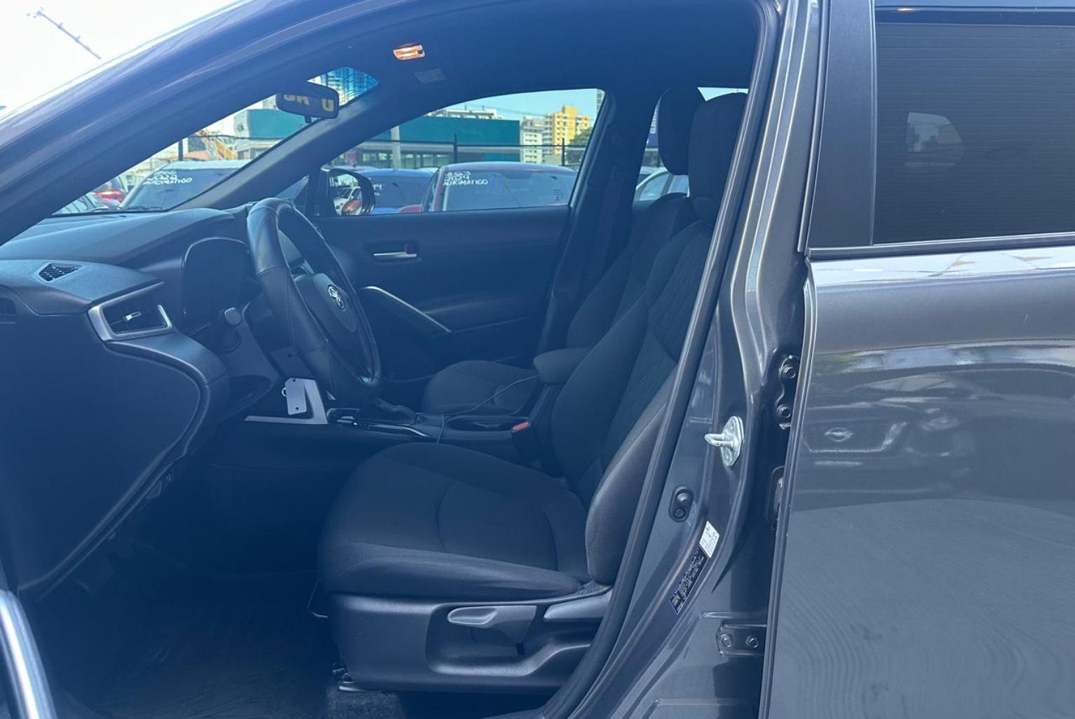 Toyota Corolla Cross 2023 Automático color Gris, Imagen #7