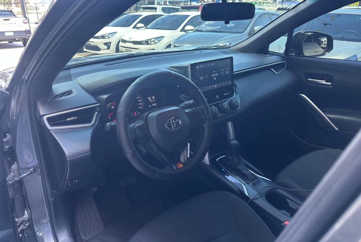 Toyota Corolla Cross 2023 Automático color Gris, Imagen #8