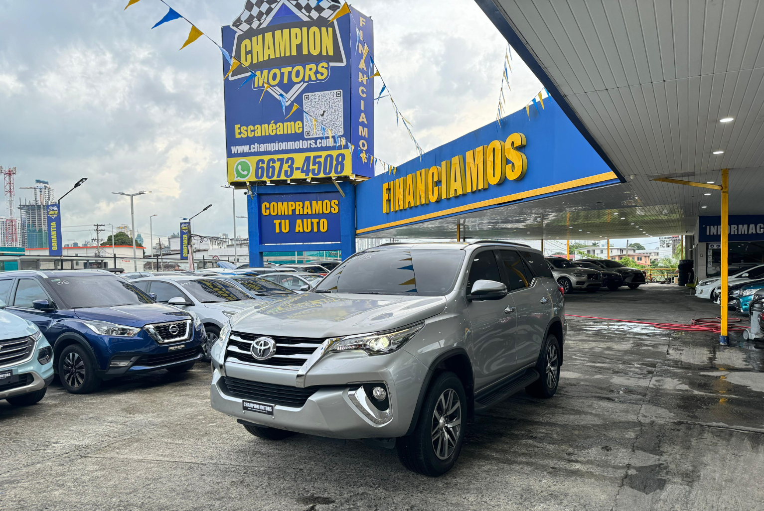 Toyota Fortuner 2020 Automático color Plateado, Imagen #1