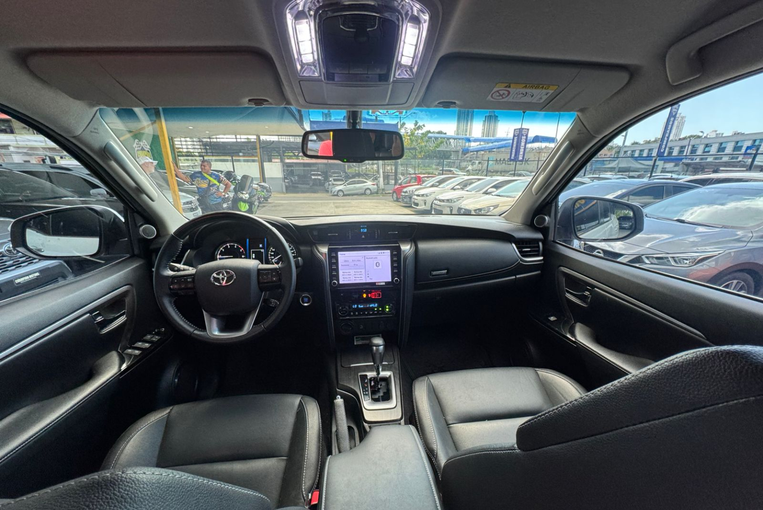 Toyota Fortuner 2023 Automático color Blanco, Imagen #9