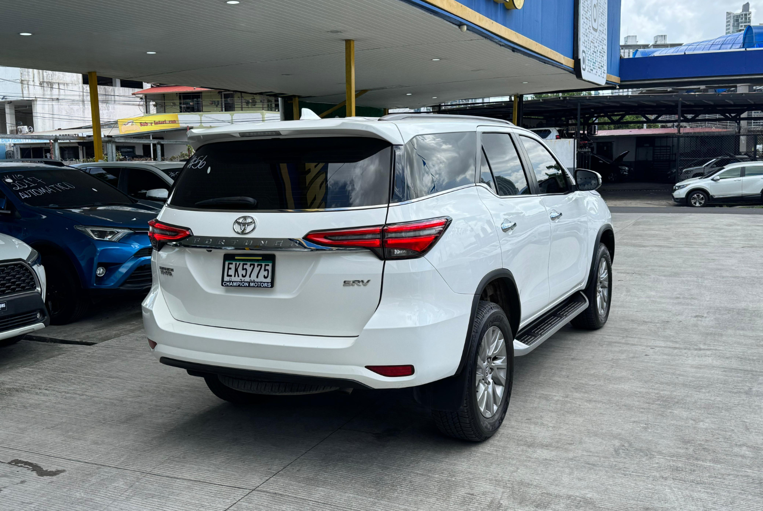 Toyota Fortuner 2024 Automático color Blanco, Imagen #4