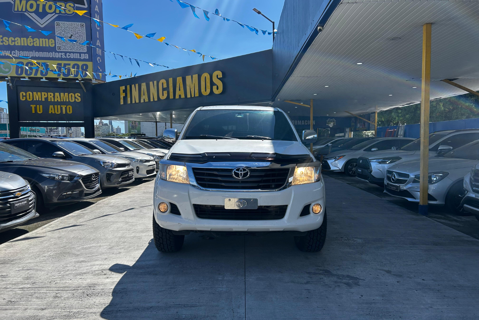 Toyota Hilux 2015 Manual color Blanco, Imagen #2