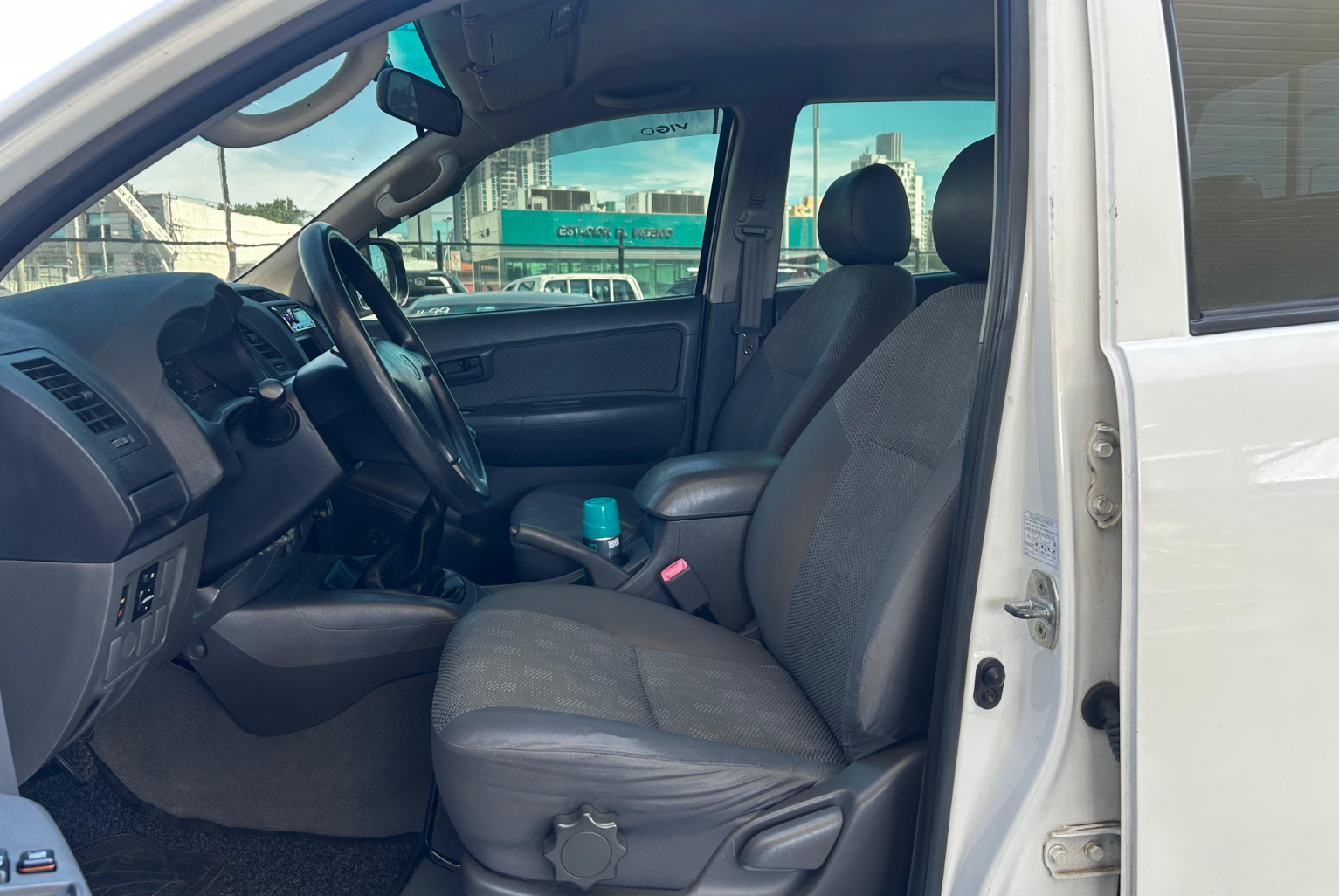 Toyota Hilux 2015 Manual color Blanco, Imagen #7