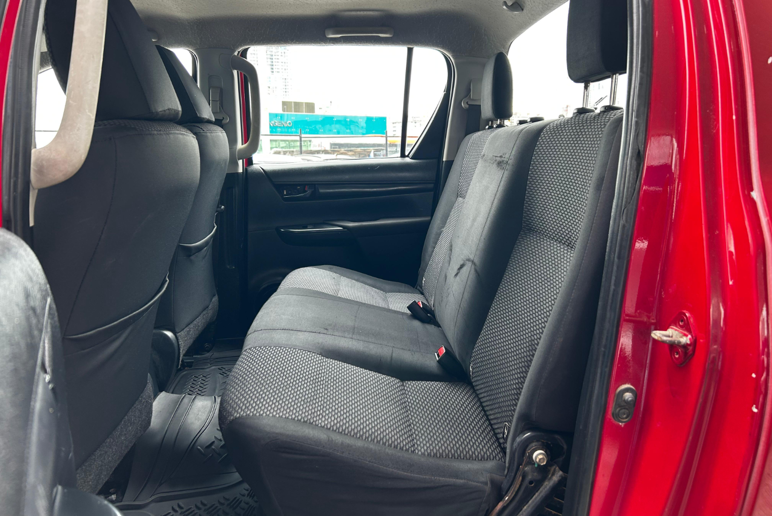 Toyota Hilux 2016 Manual color Rojo, Imagen #10