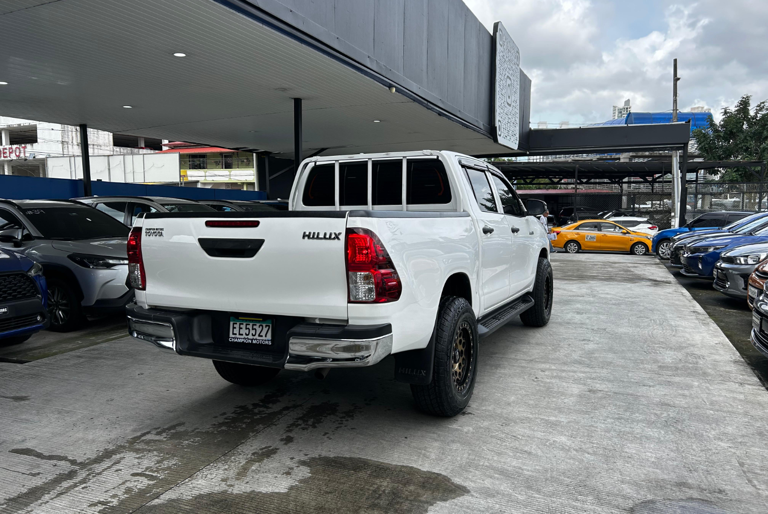 Toyota Hilux 2023 Automático color Blanco, Imagen #4