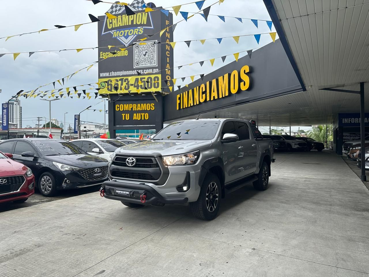 Toyota Hilux 2024, Foto 1