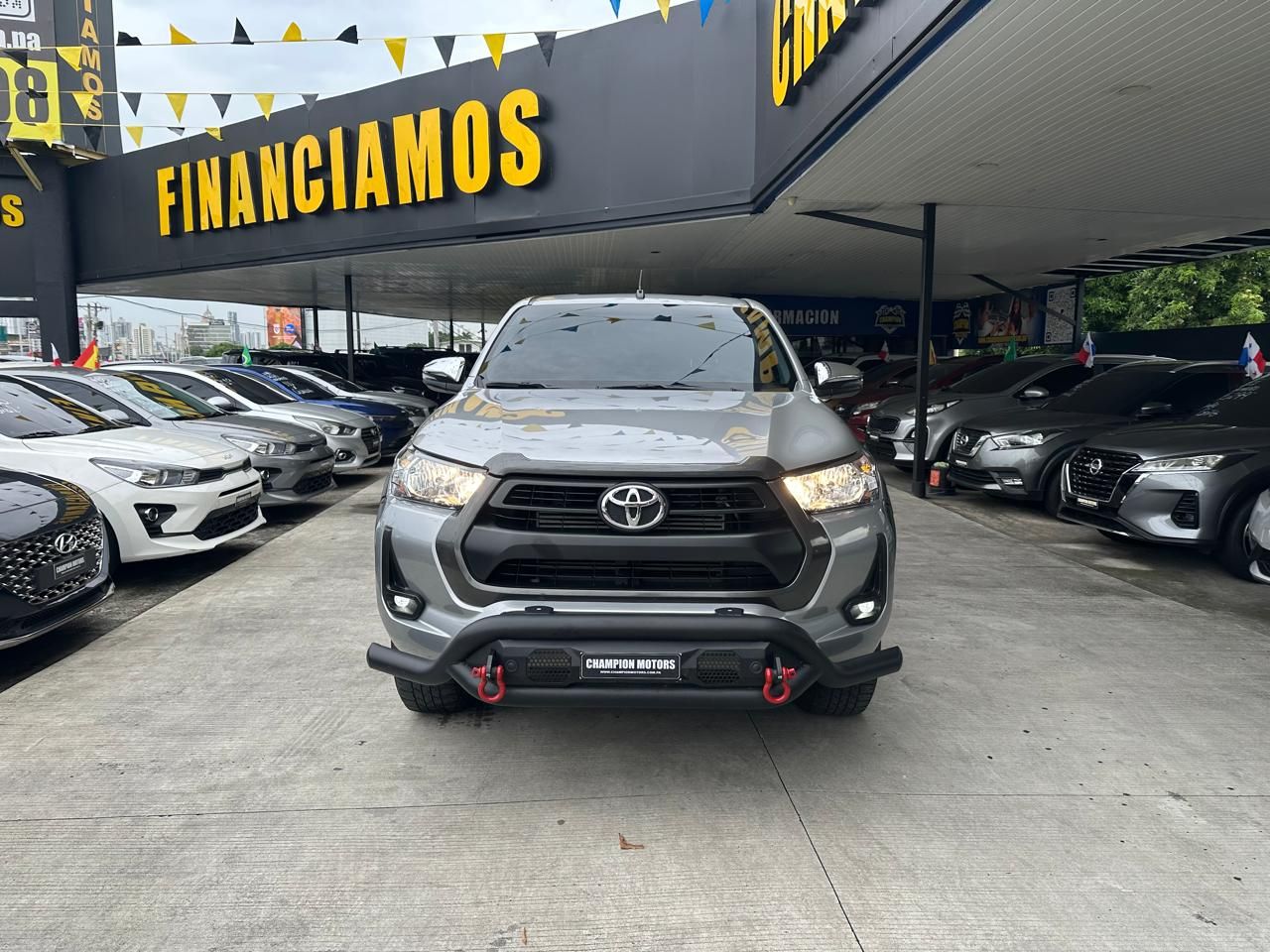Toyota Hilux 2024, Foto 2