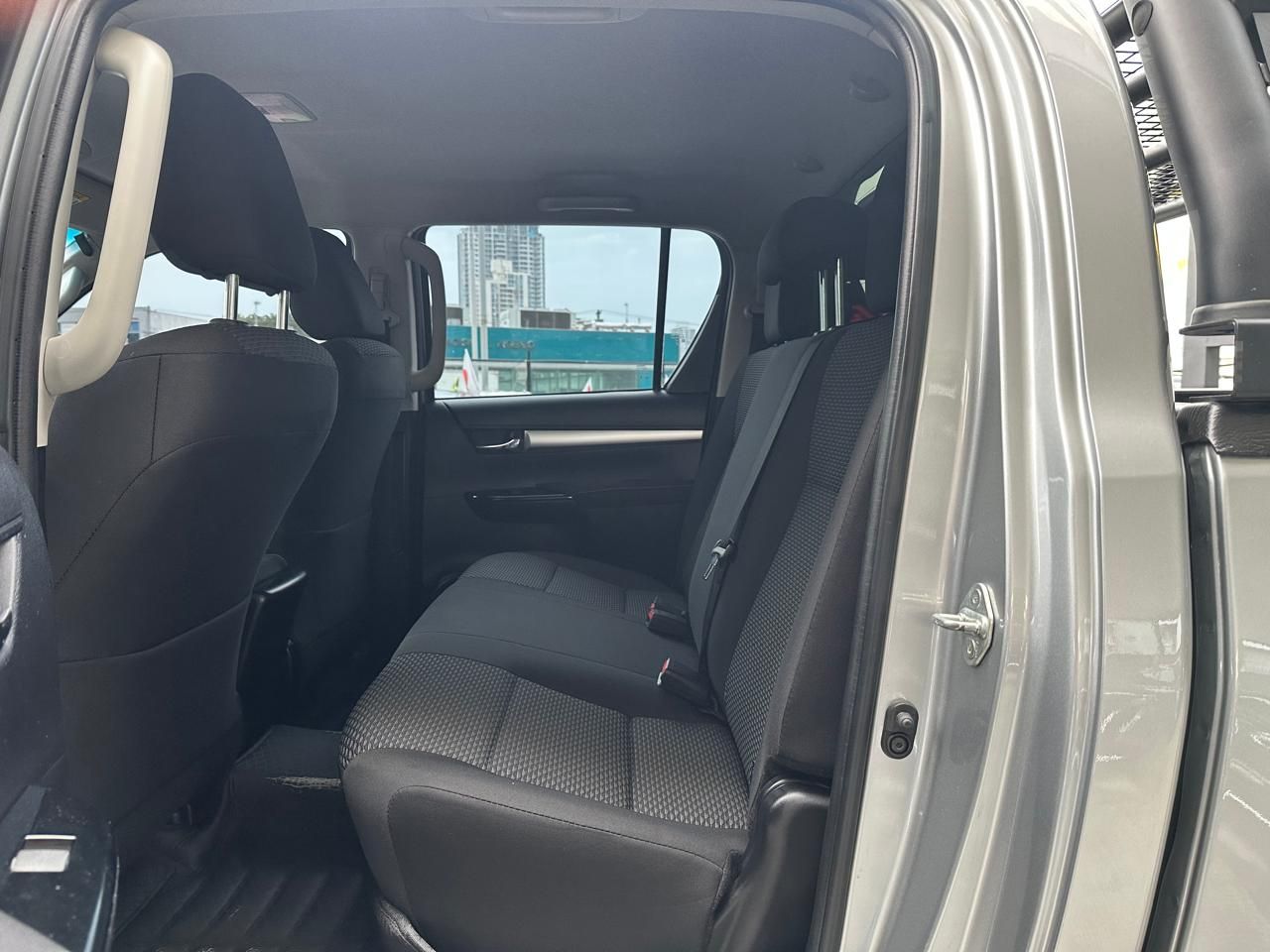 Toyota Hilux 2024, Foto 10