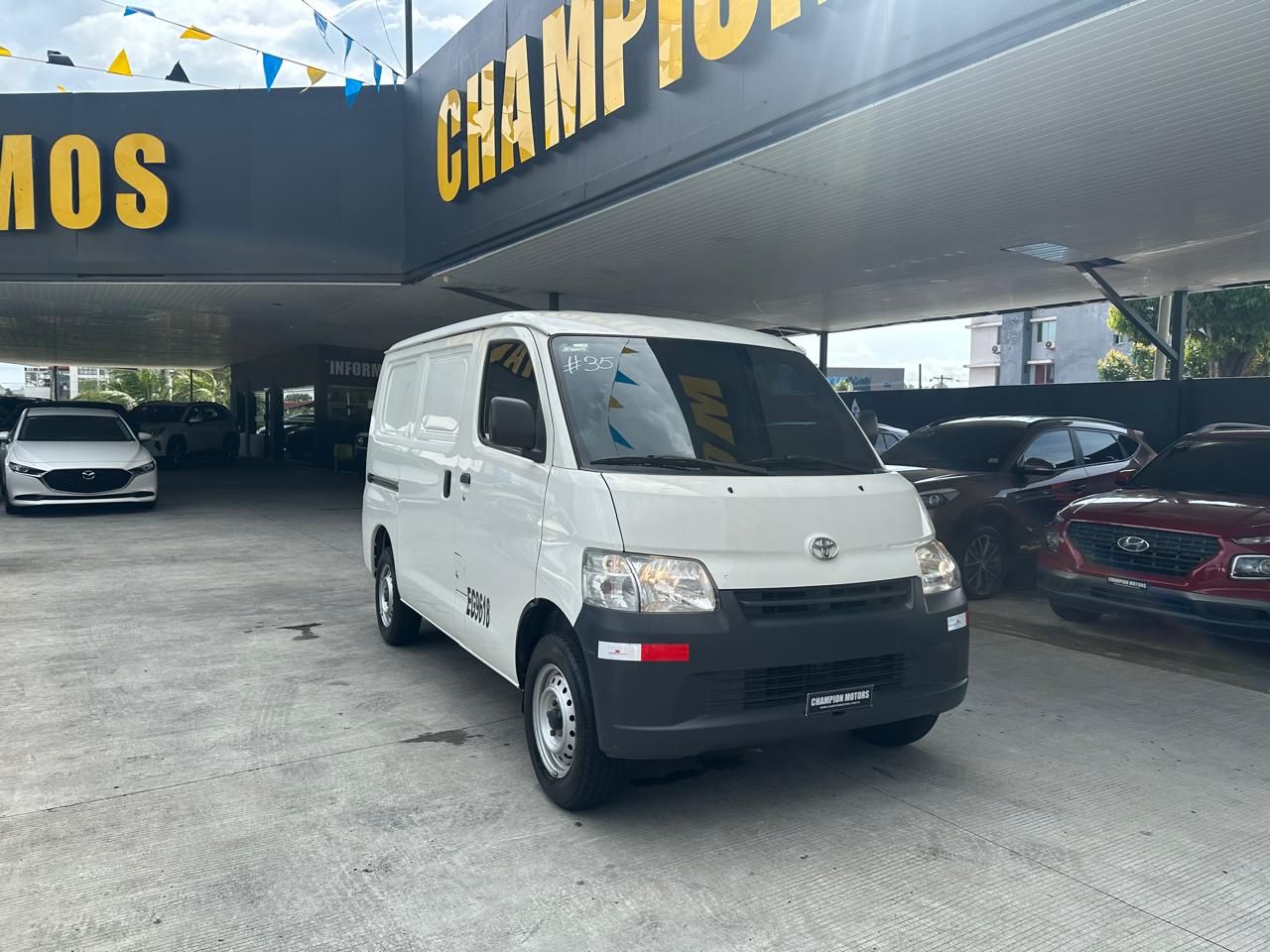 Toyota Lite Ace  2023, Foto 2