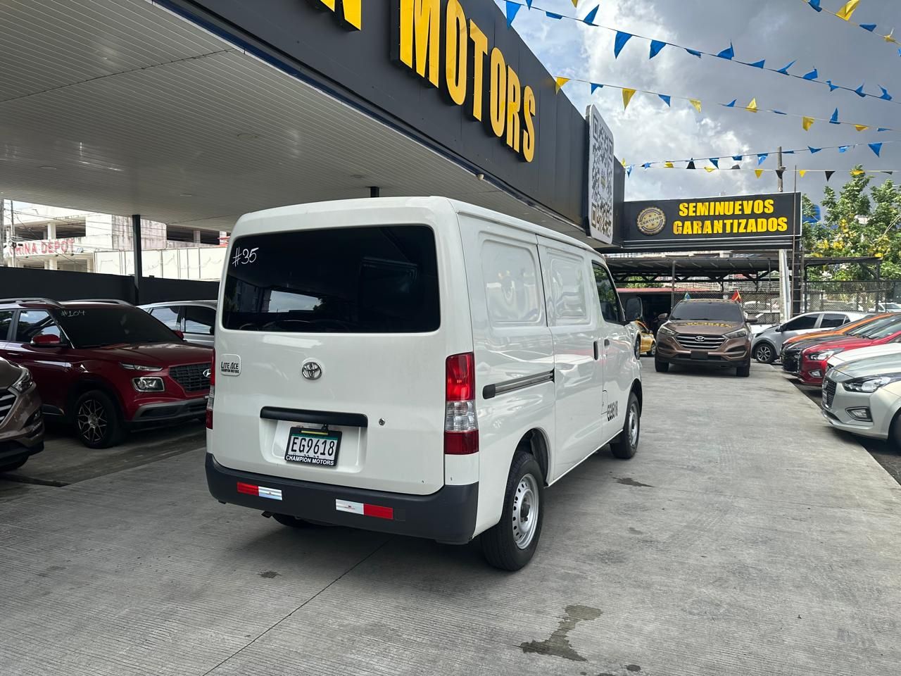 Toyota Lite Ace  2023, Foto 3
