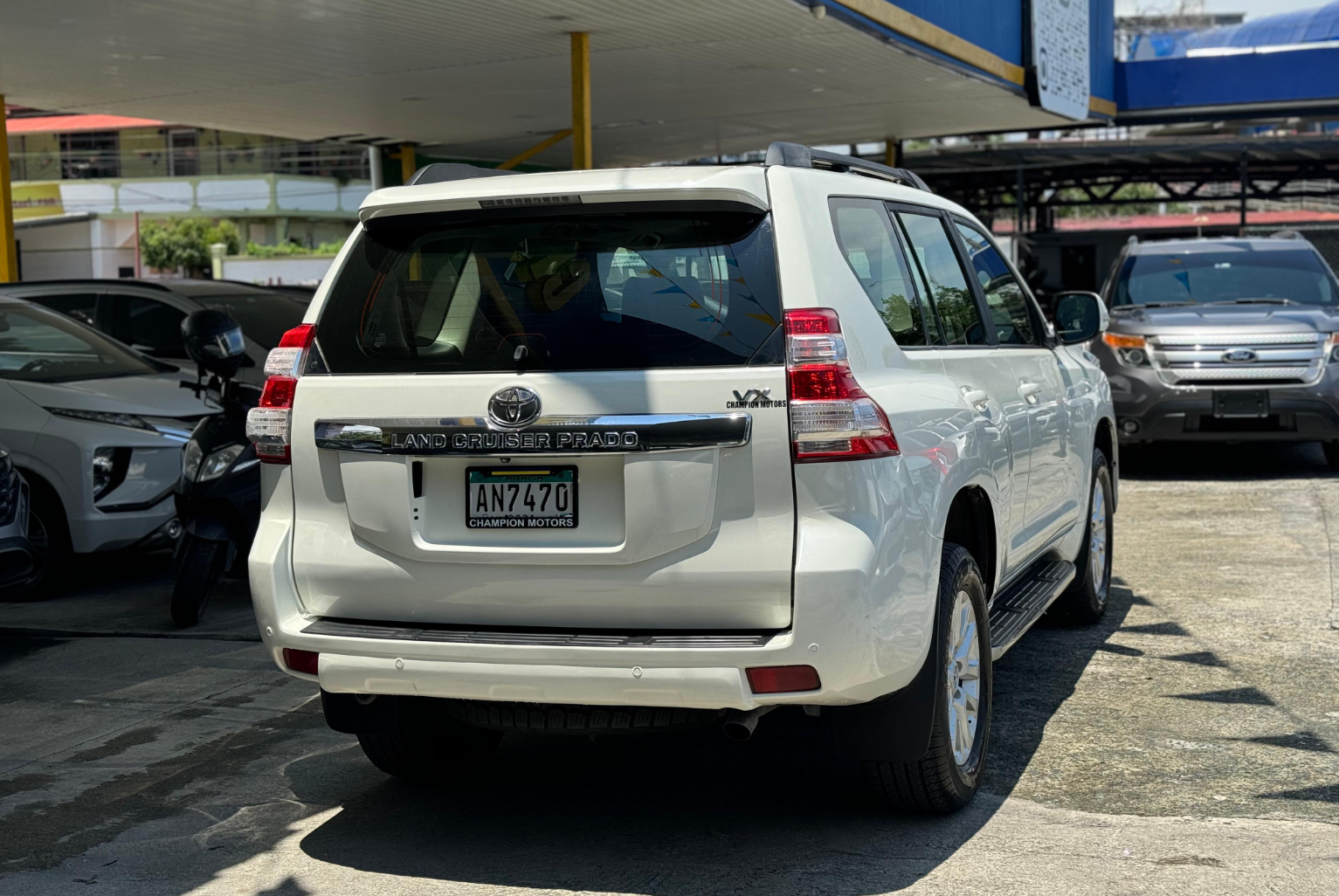 Toyota Prado 2015 Automático color Blanco, Imagen #4