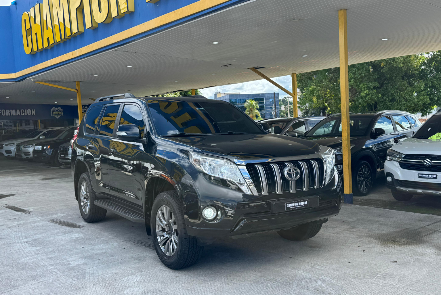Toyota Prado 2015 Automático color Negro, Imagen #3
