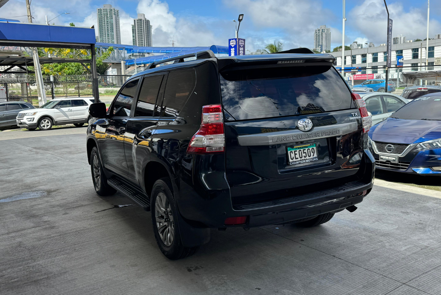 Toyota Prado 2015 Automático color Negro, Imagen #5