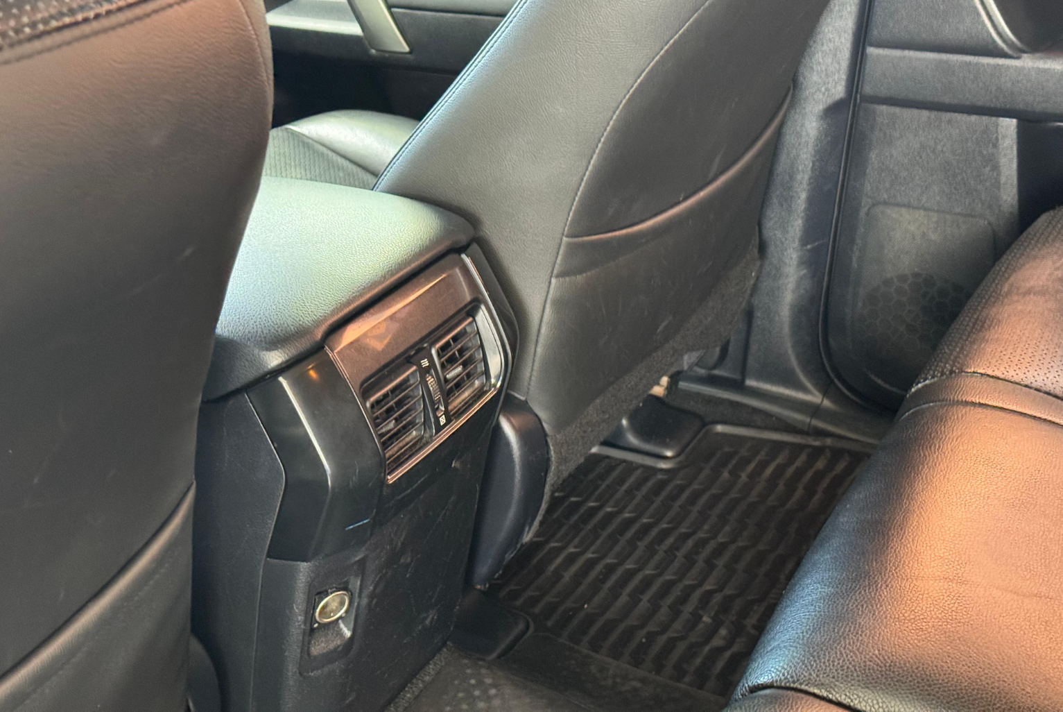 Toyota Prado 2015 Automático color Negro, Imagen #8