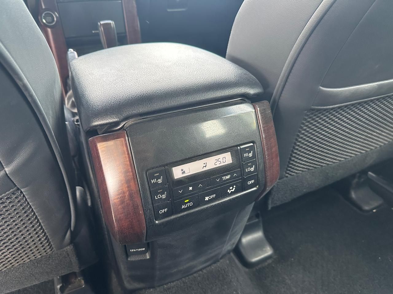 Toyota Prado 2016, Foto 11