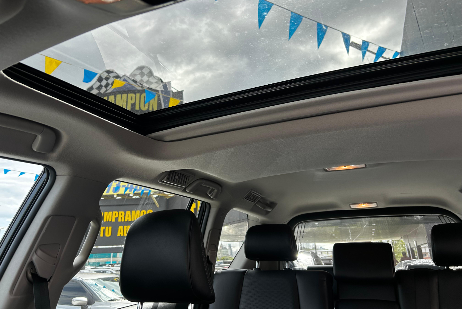 Toyota Prado 2023 Automático color Blanco, Imagen #10