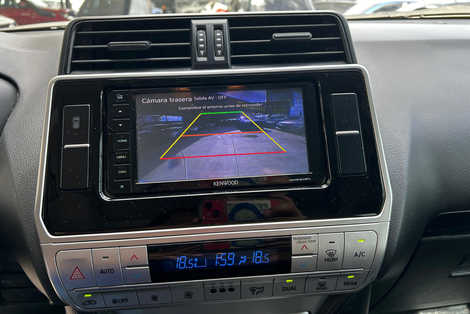 Toyota Prado 2023 Automático color Blanco, Imagen #16