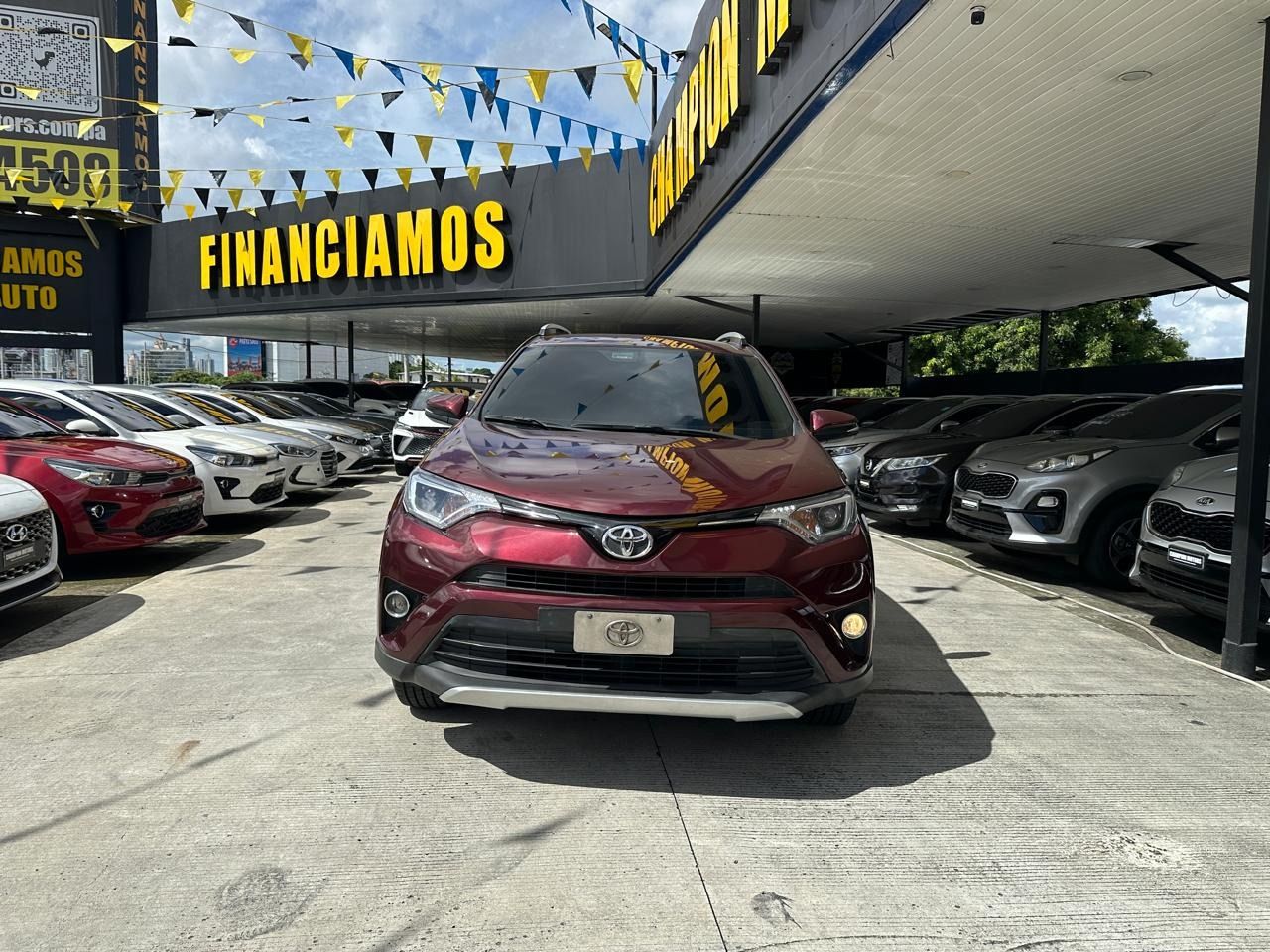 Toyota RAV4 2016, Foto 2