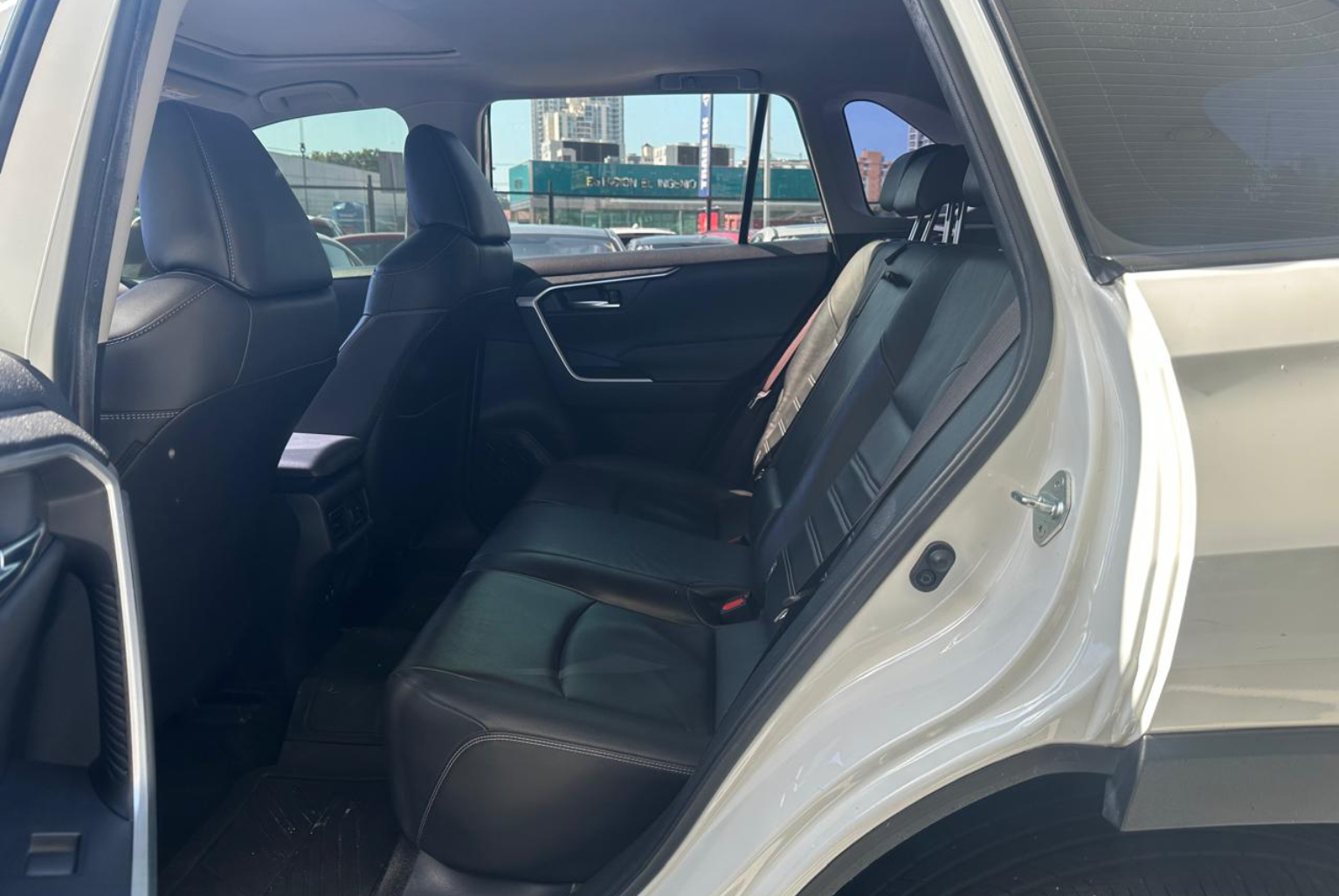 Toyota RAV4 2019 Automático color Blanco, Imagen #8