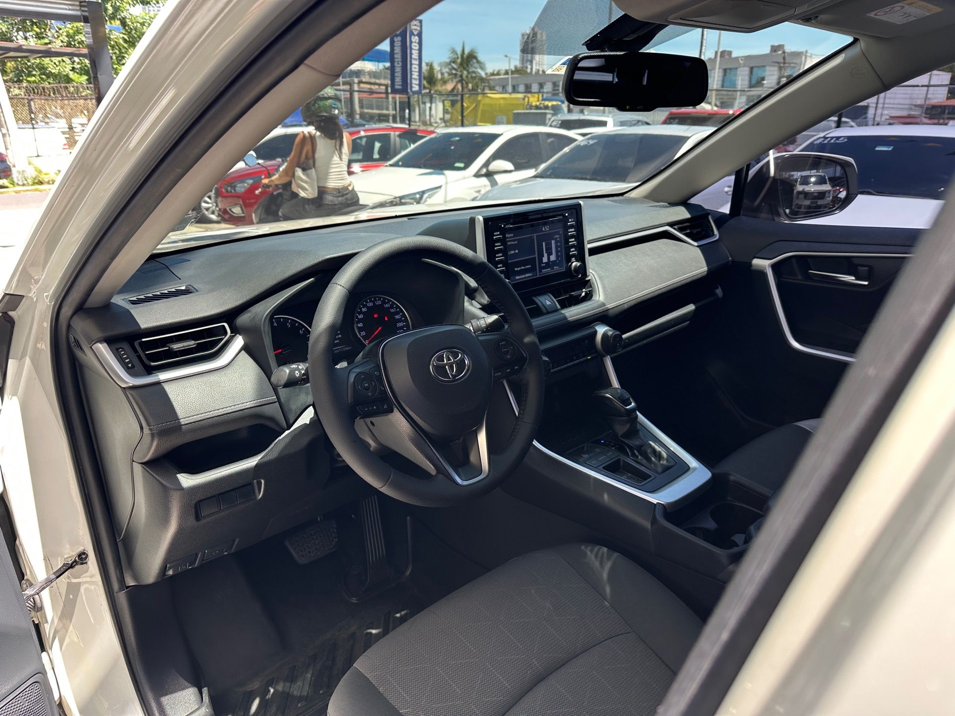 Toyota RAV4 2019, Foto 8