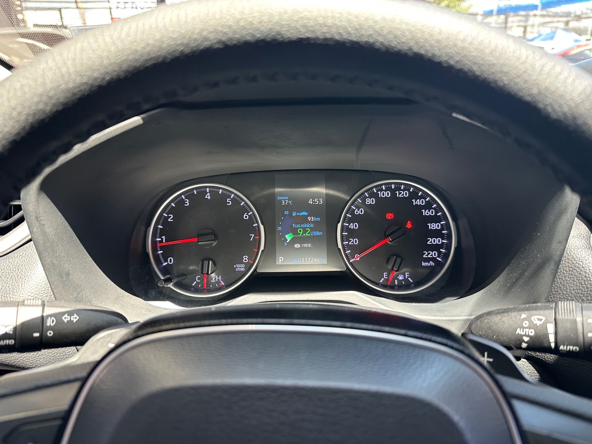 Toyota RAV4 2019, Foto 13