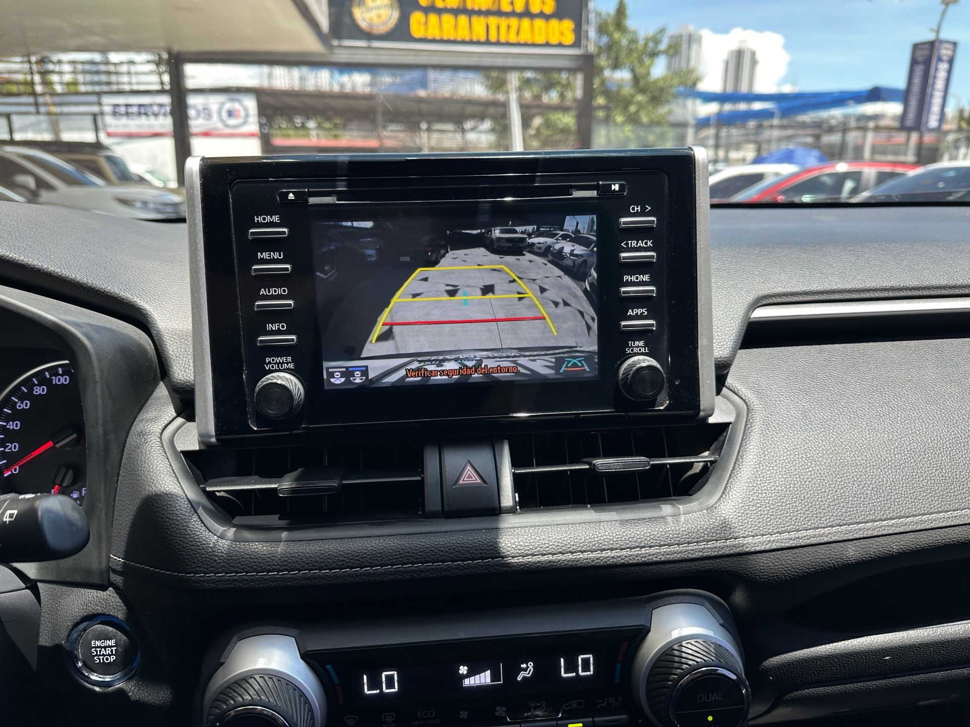 Toyota RAV4 2019, Foto 11