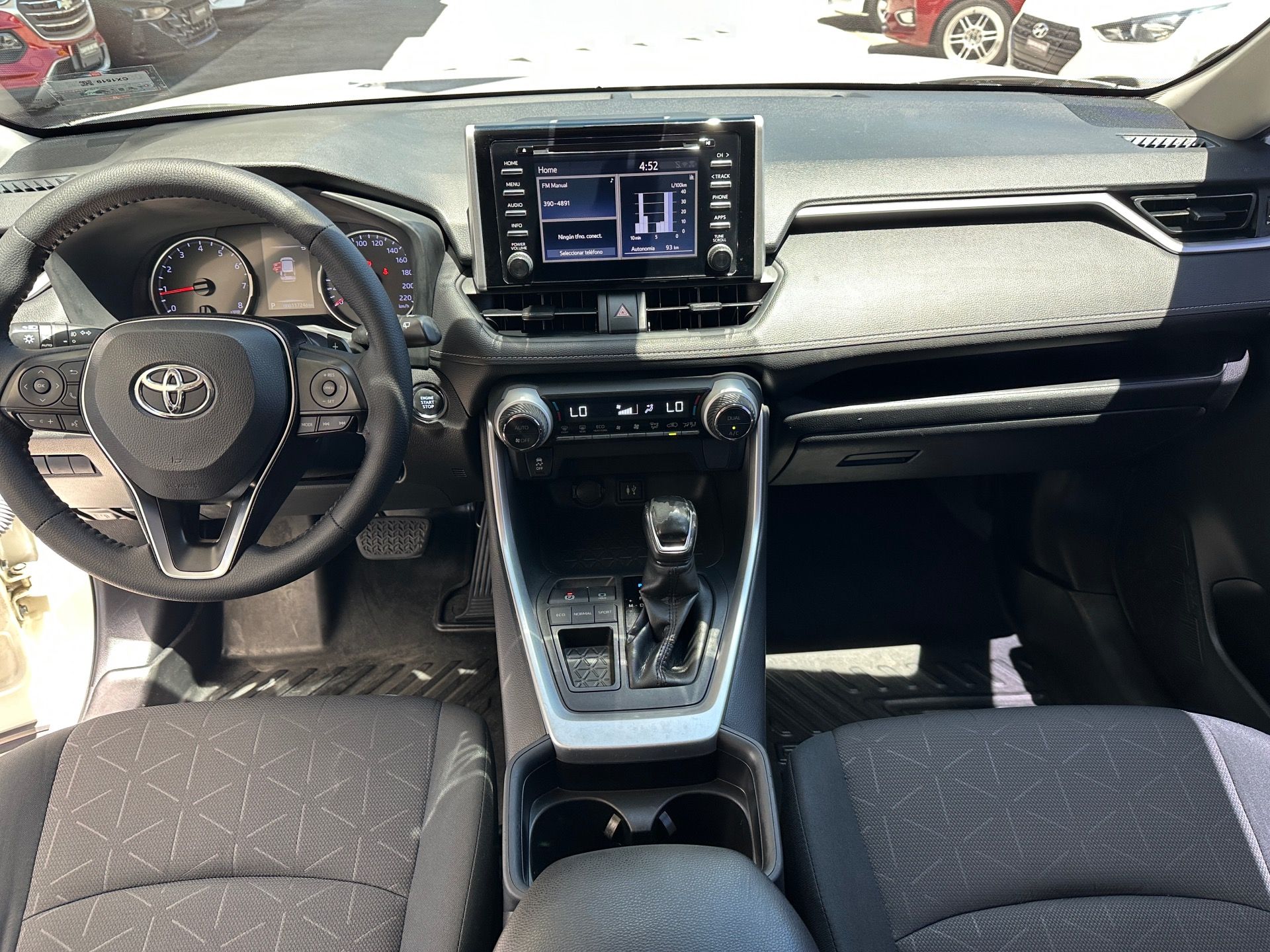 Toyota RAV4 2019, Foto 9