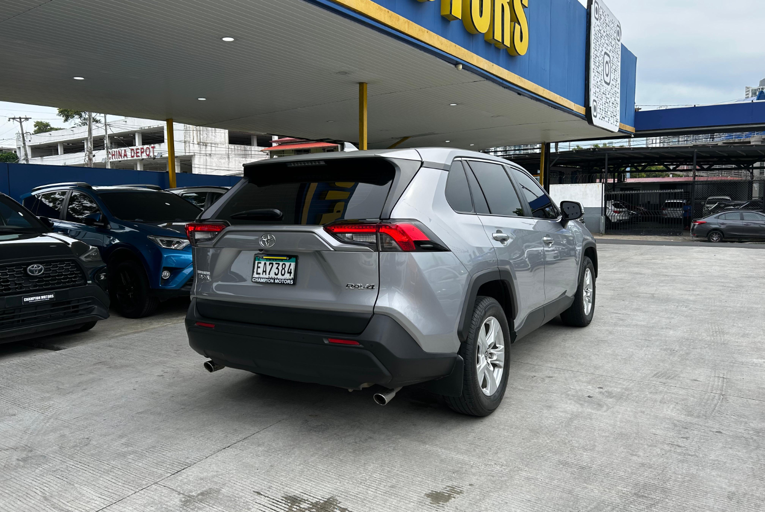 Toyota RAV4 2021 Automático color Plateado, Imagen #4