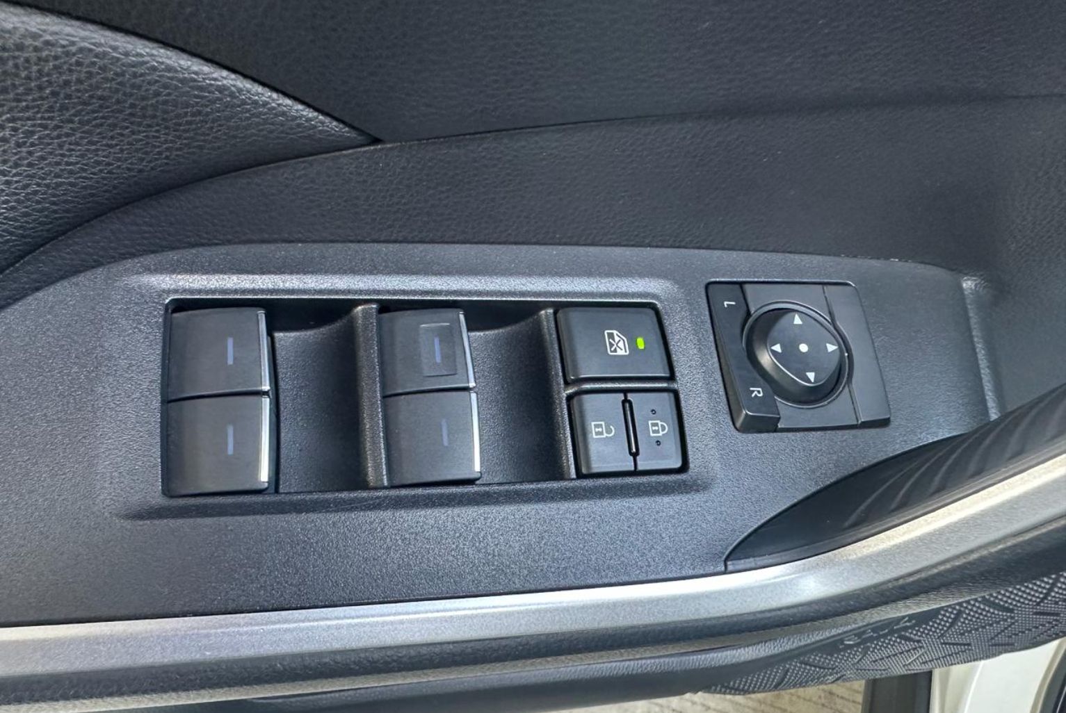 Toyota RAV4 2022, Foto 11