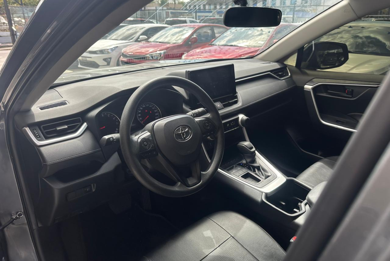 Toyota RAV4 2023 Automático color Gris, Imagen #7