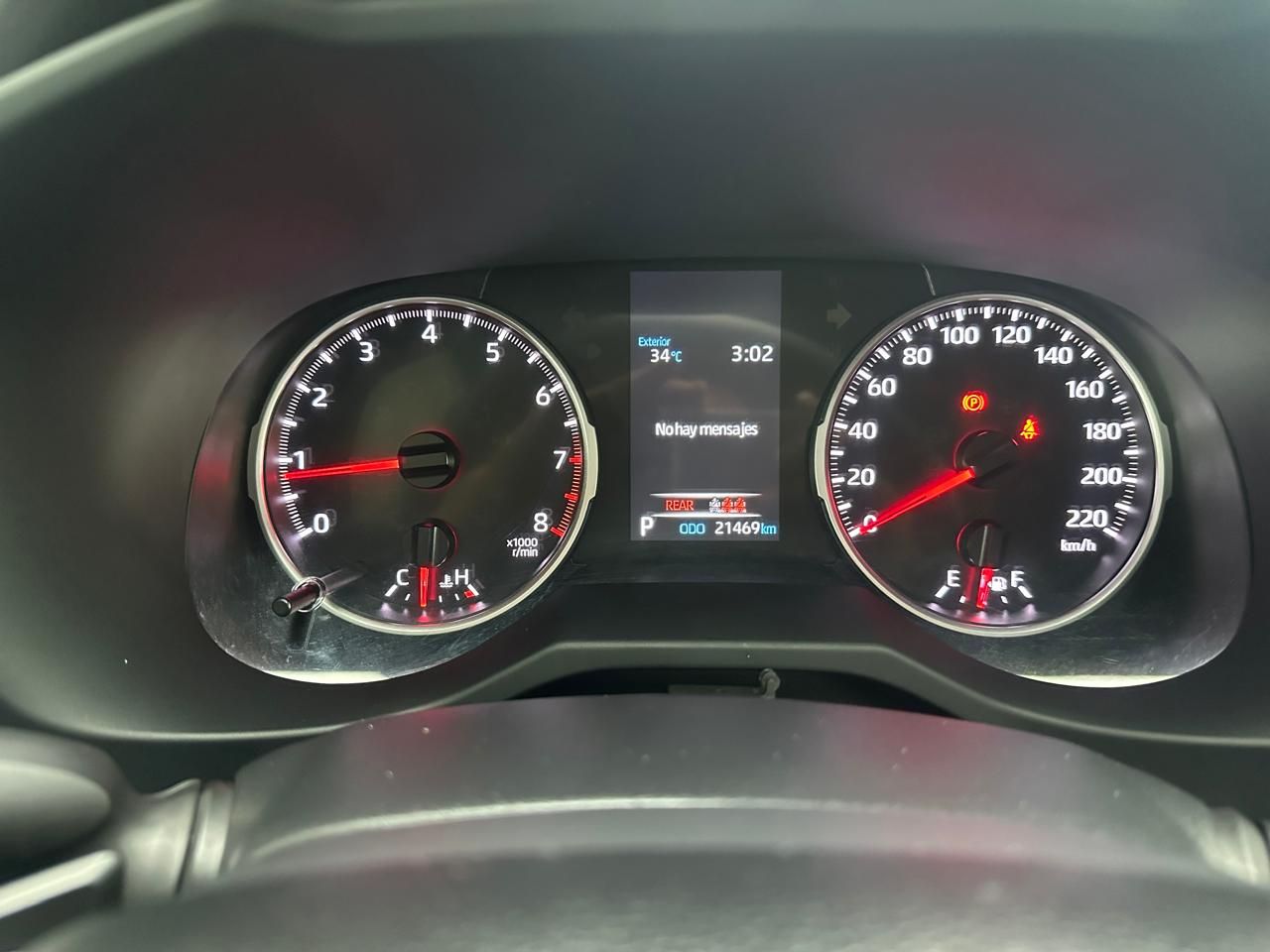 Toyota RAV4 2023, Foto 11