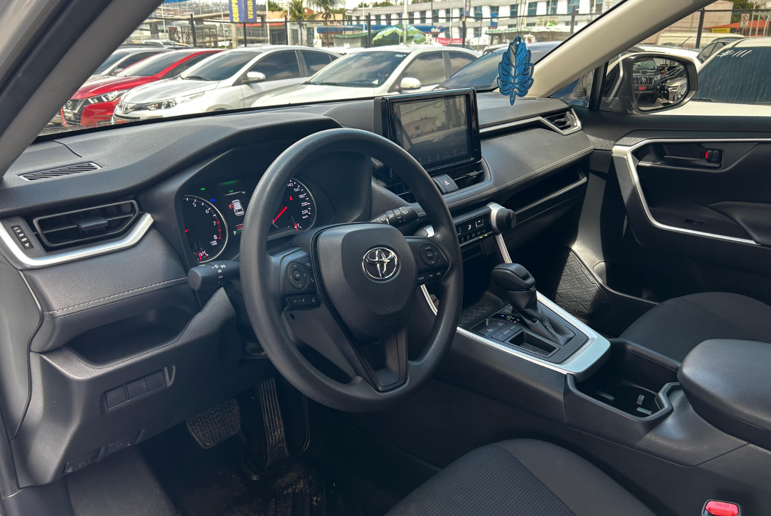 Toyota RAV4 2024 Automático color Blanco, Imagen #8