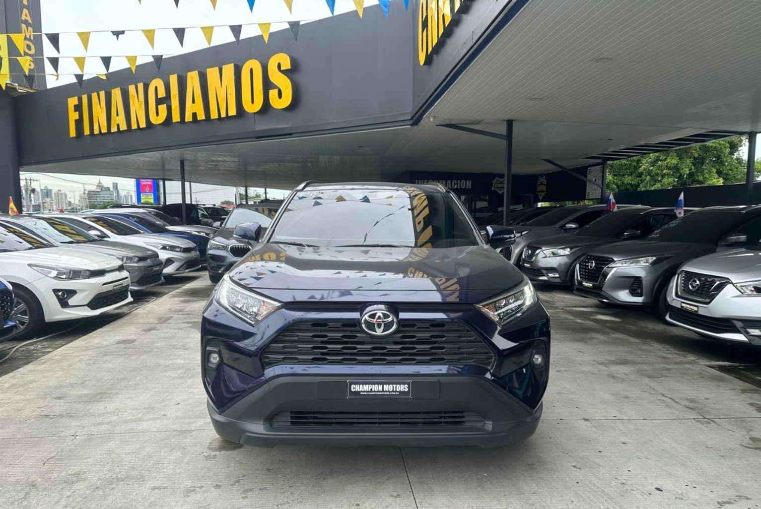 Toyota RAV4 2024, Foto 2