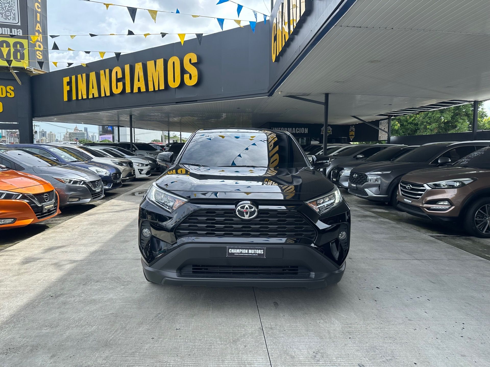 Toyota RAV4 2025, Foto 2