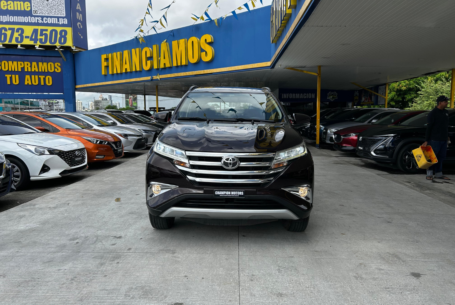 Toyota Rush 2021 Manual color Negro, Imagen #2