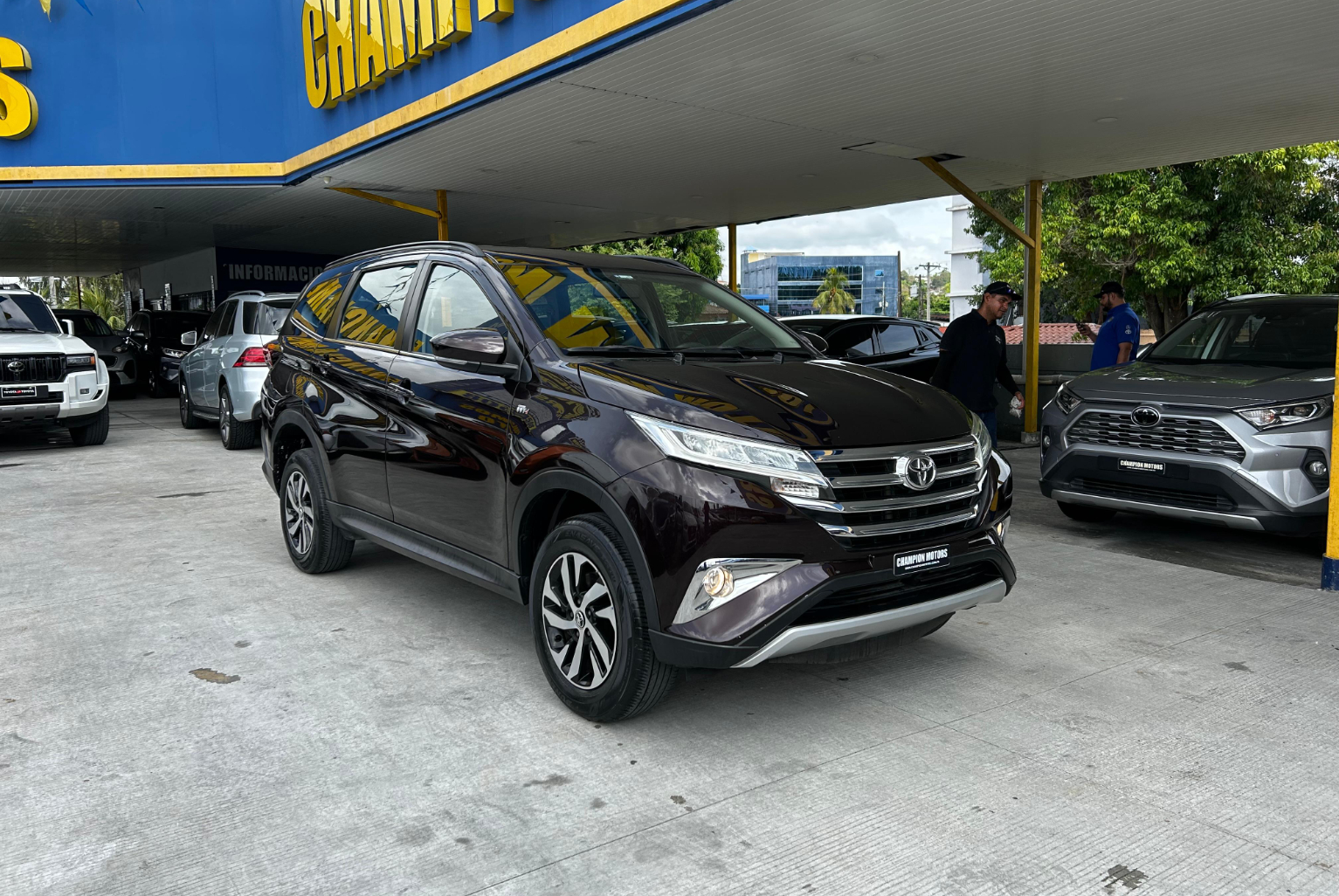 Toyota Rush 2021 Manual color Negro, Imagen #3