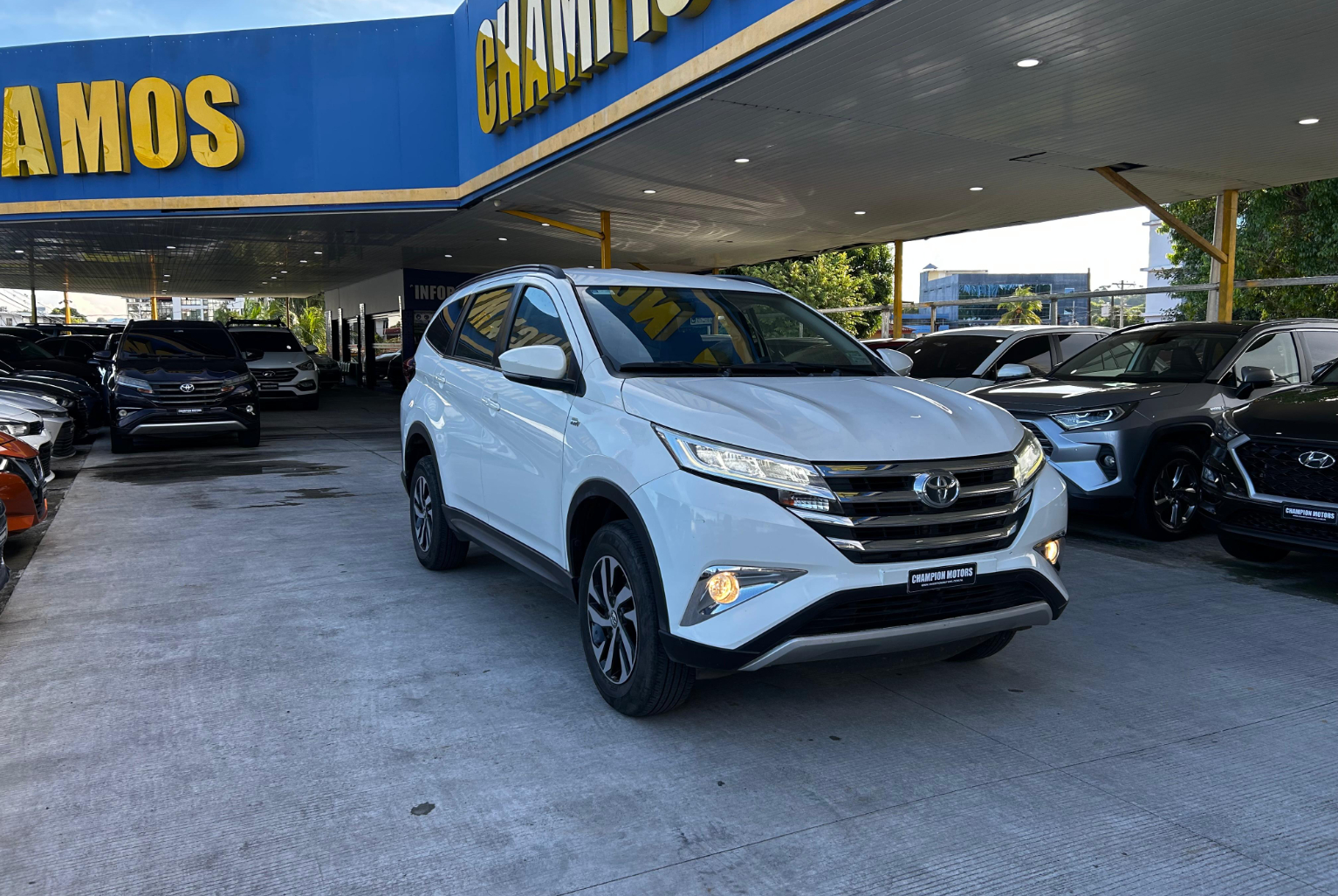 Toyota Rush 2021 Automático color Blanco, Imagen #3