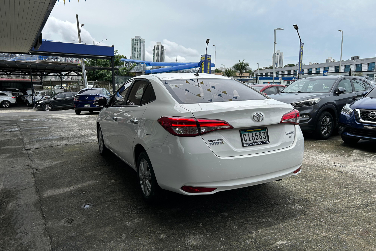 Toyota Yaris 2018 Automático color Blanco, Imagen #6