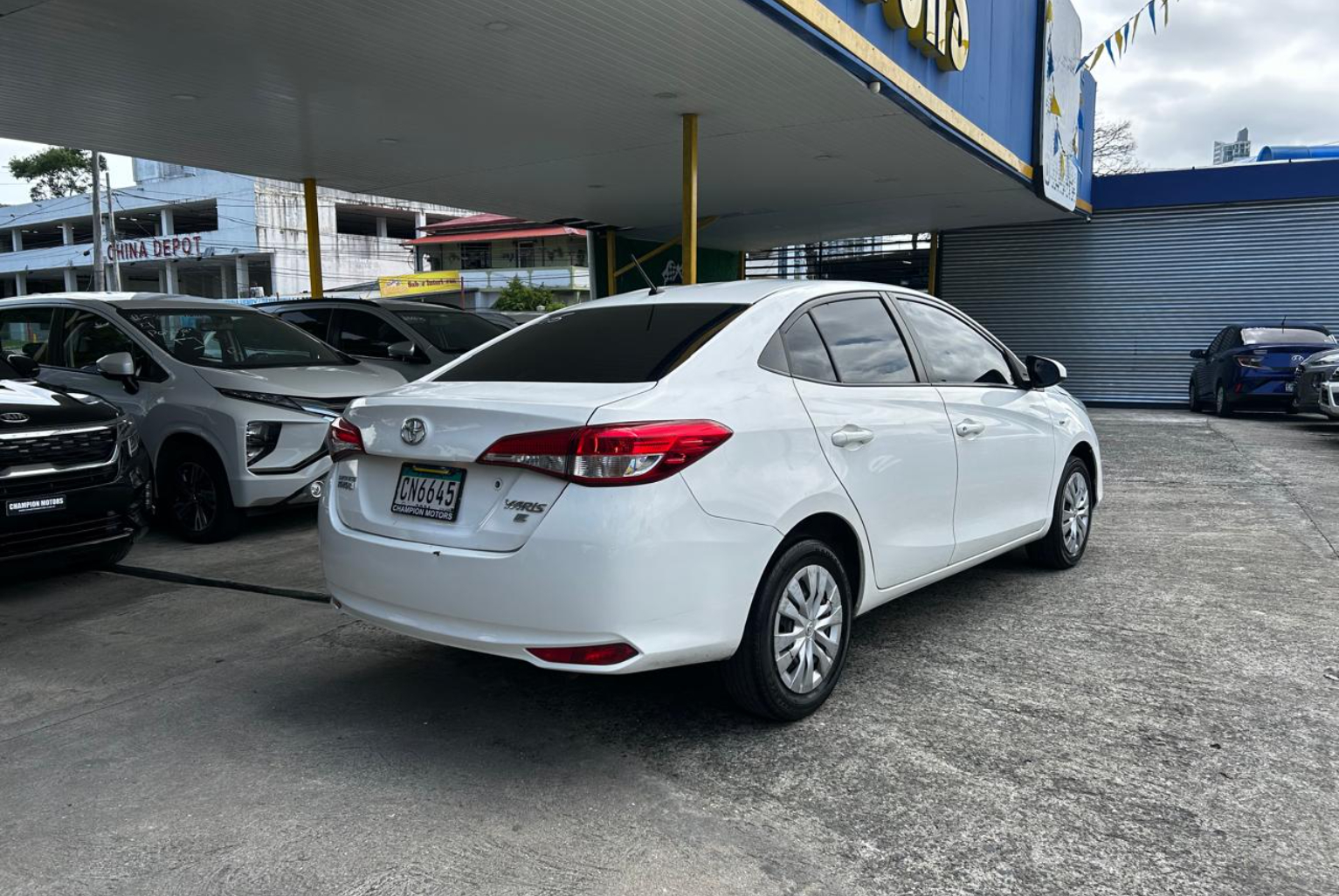 Toyota Yaris 2019 Automático color Blanco, Imagen #4