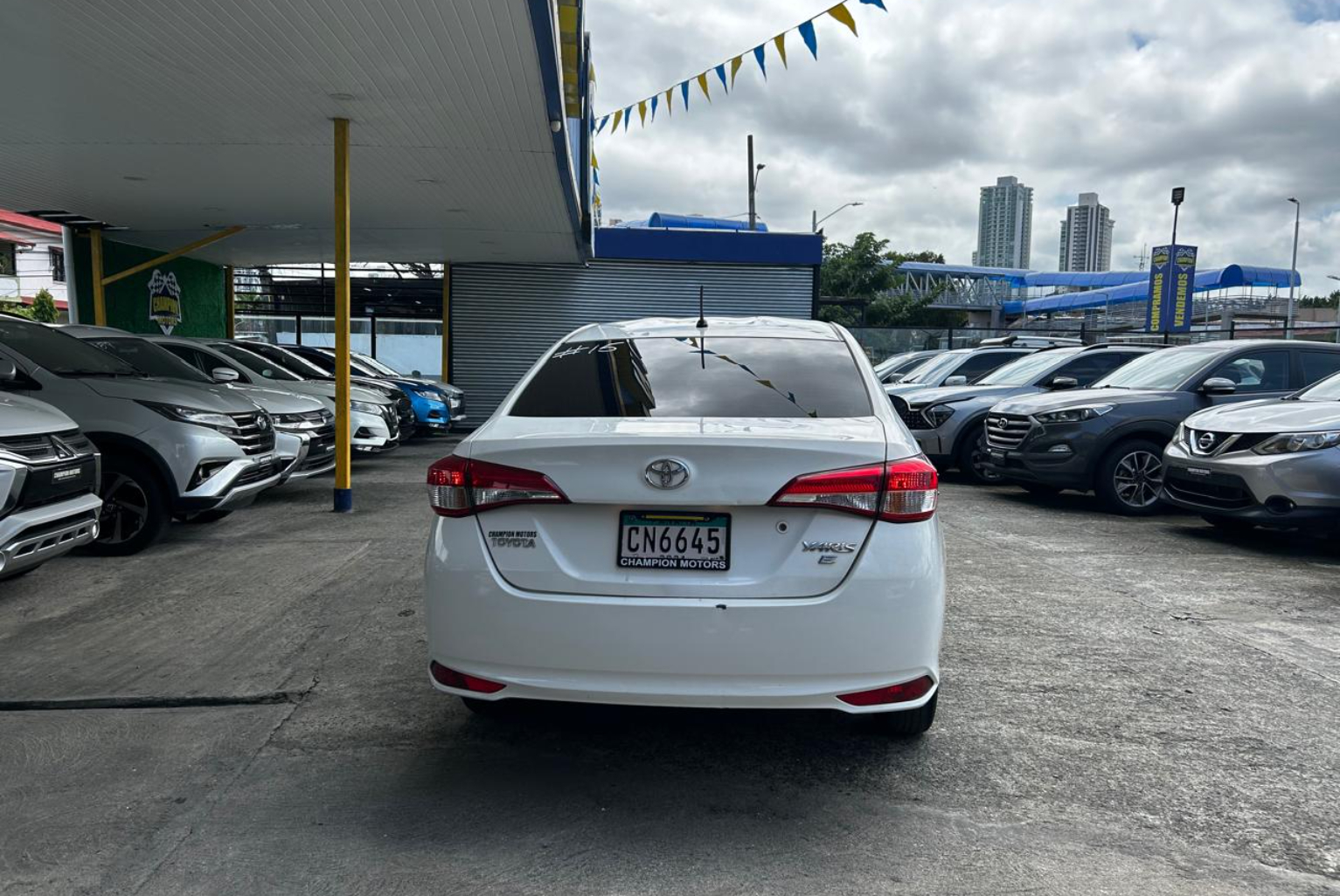 Toyota Yaris 2019 Automático color Blanco, Imagen #5