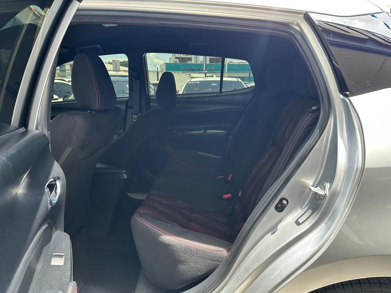 Toyota Yaris 2019, Foto 10