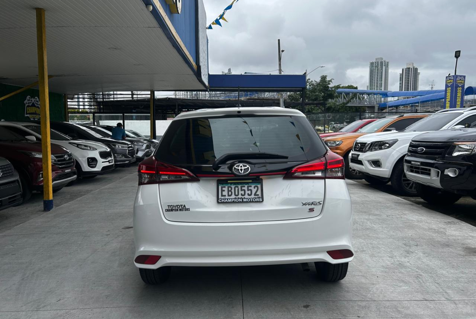 Toyota Yaris 2020 Automático color Blanco, Imagen #5