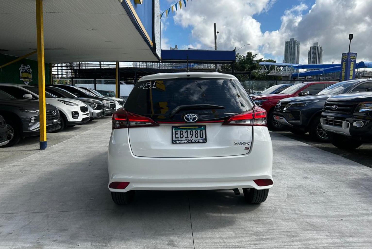 Toyota Yaris 2020 Automático color Blanco, Imagen #5