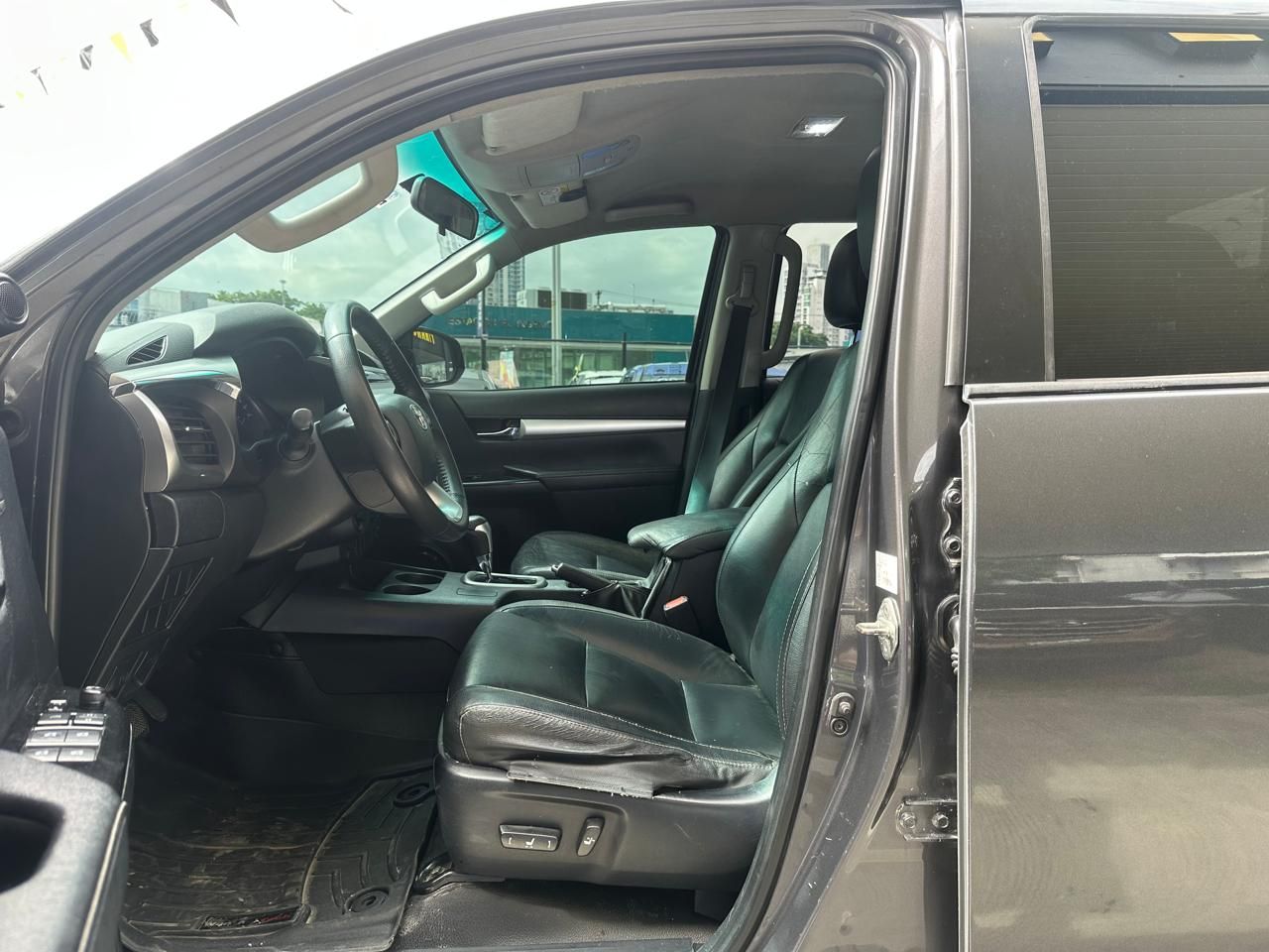 Toyota Hilux 2016, Foto 6